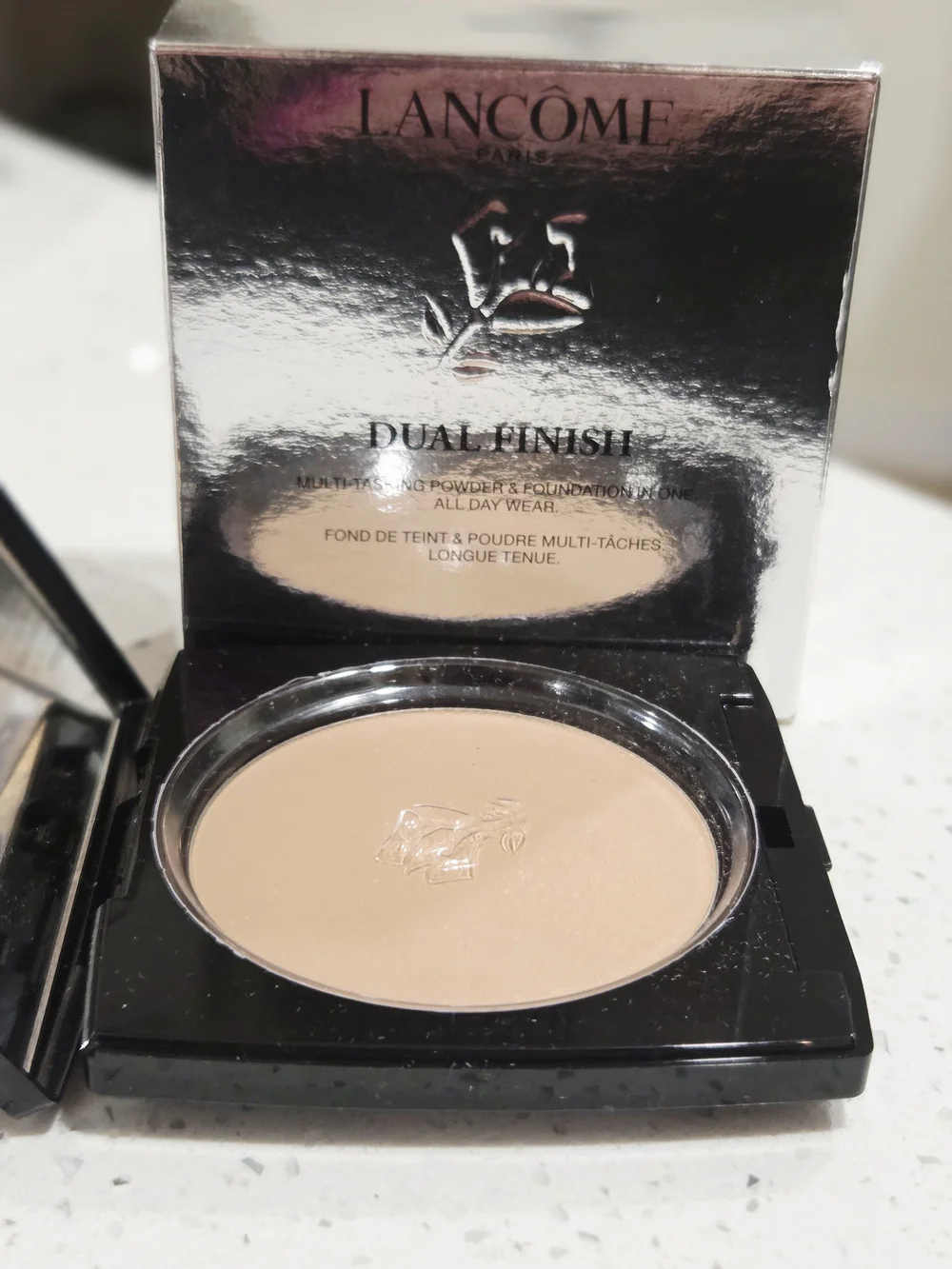 Lancome Dual Finish Matte Pressed Powder - 320N Amande